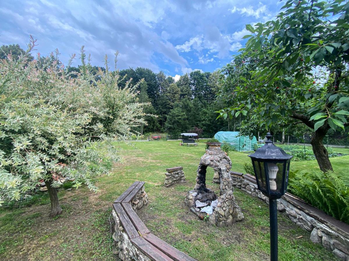 Pokoje Goscinne Izeria Kamien  Exterior foto